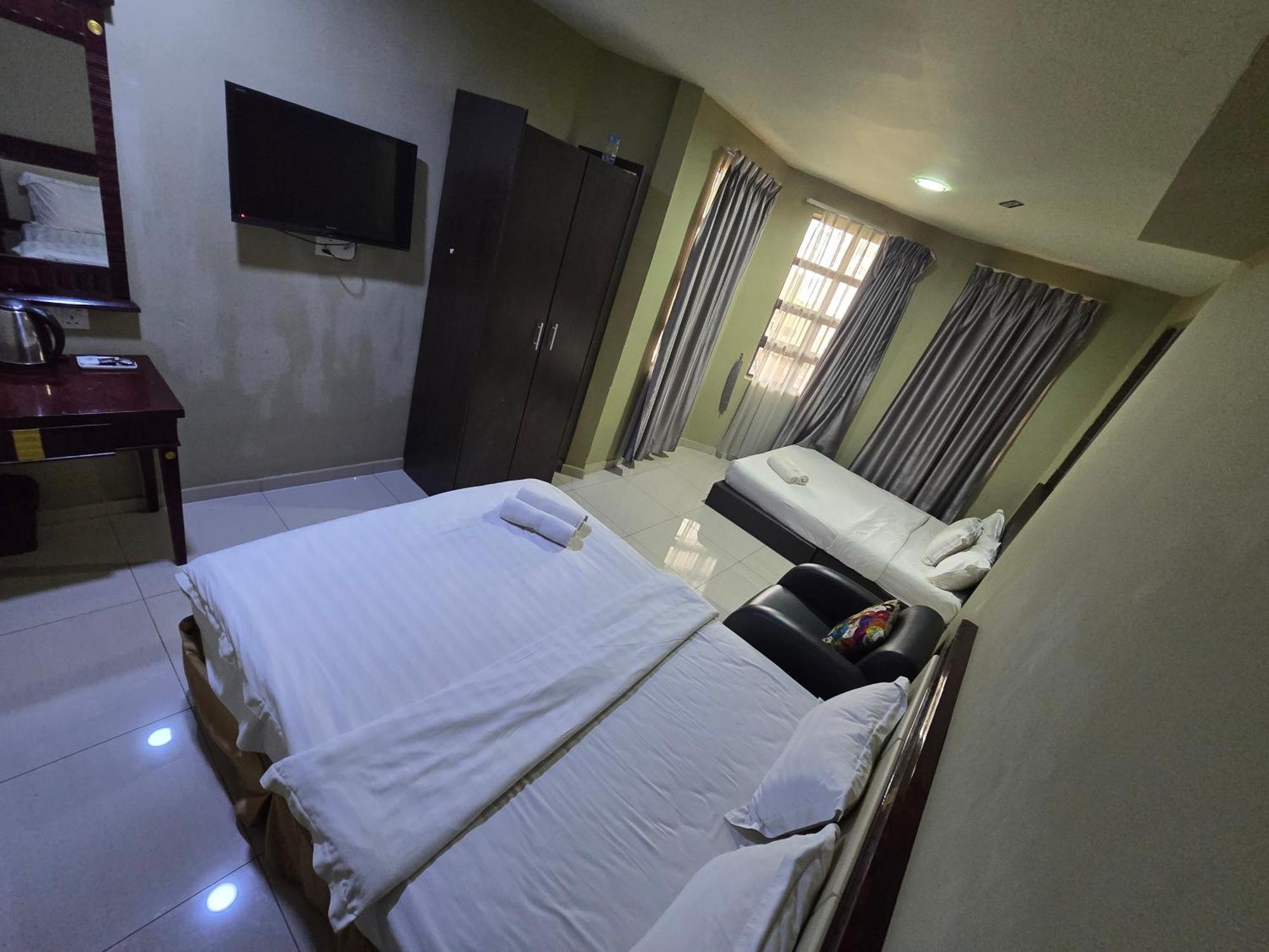Hotel Al Amin กัวลาลัมเปอร์ ภายนอก รูปภาพ